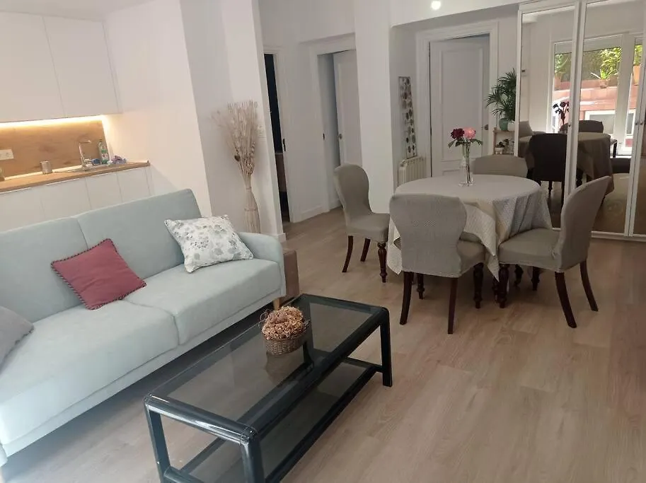 Appartement Piso Con Terraza Junto A La Playa à Saint-Sébastien Espagne
